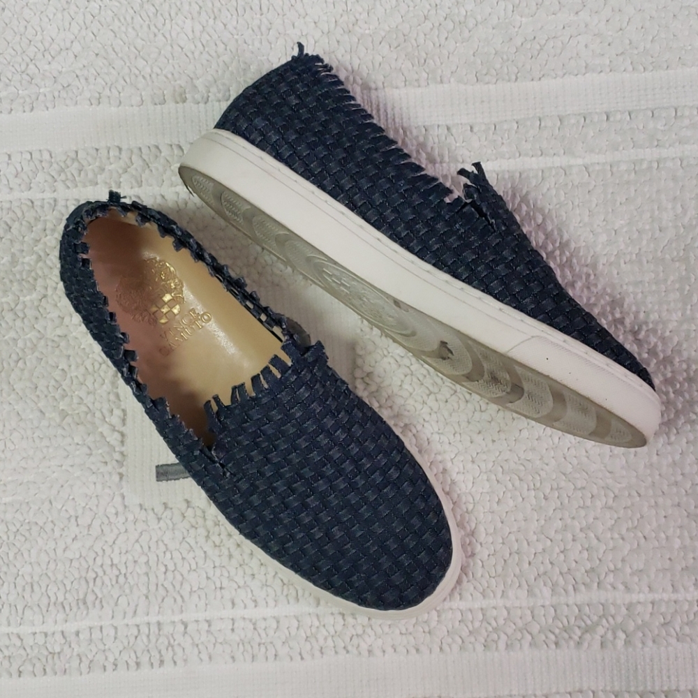 VINCE CAMUTO SNEAKERS